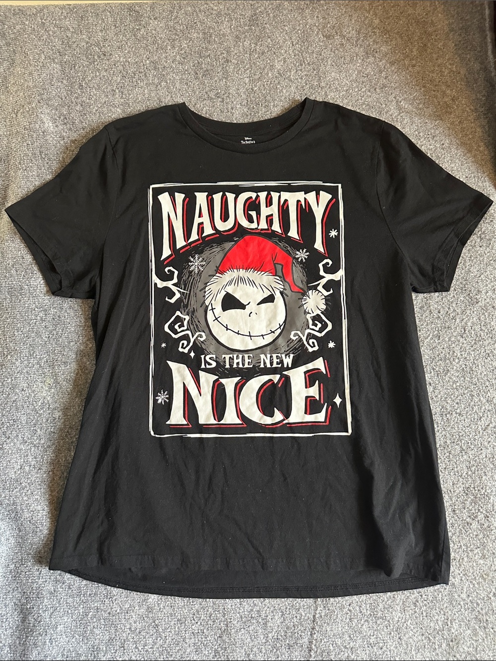 Disney Black 'Naughty Is The New Nice' Graphic Tee with Red Accent size 2XL grun